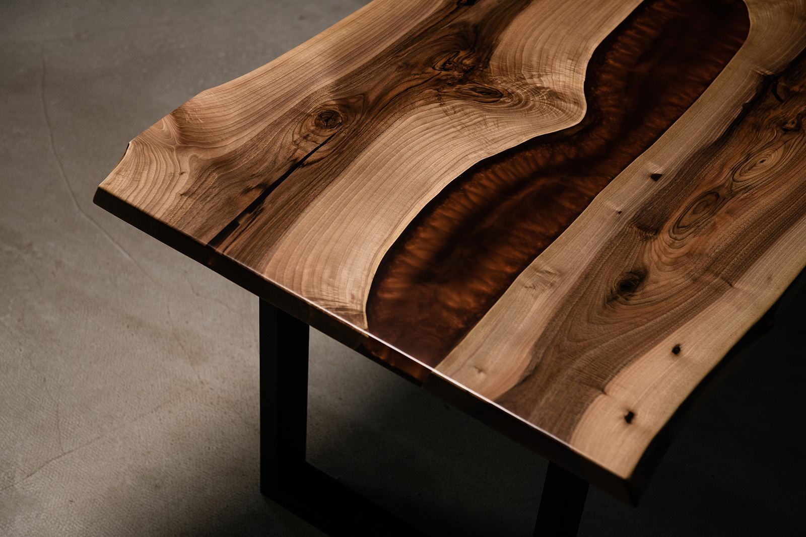 WoodSlab-live-edge-table